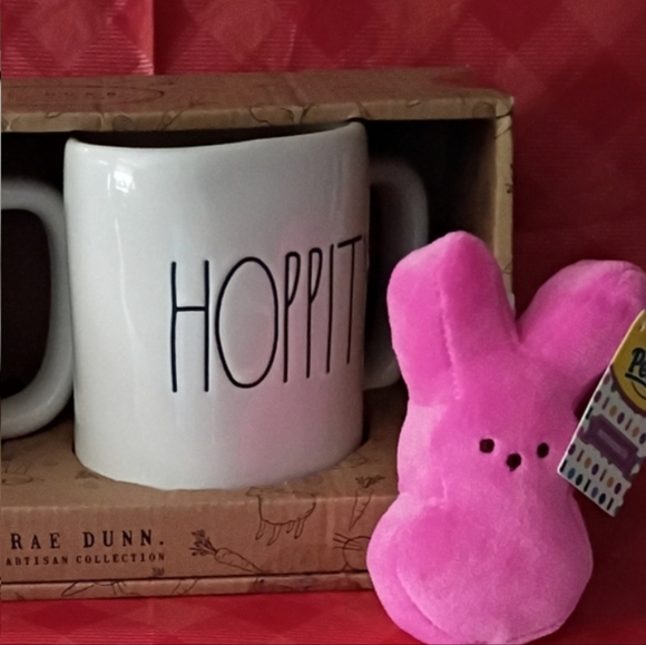 Rae Dunn 1 White Hippity or Hoppity Mug With 1 Peeps Plush Charm NWT - Picture 3 of 5